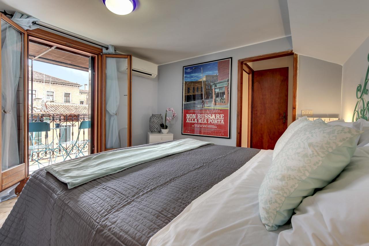Via Garibaldi-Gigli Biennale Terrace By Wonderful Italy Apartment Venice Luaran gambar